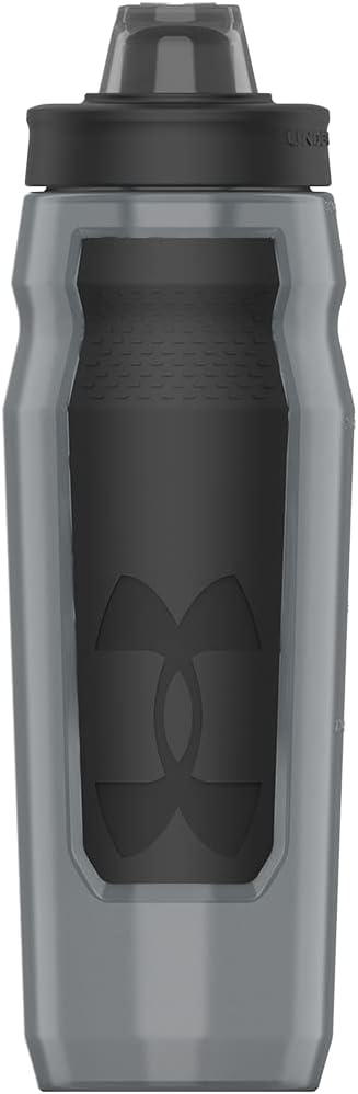 UNDER ARMOUR 32oz Playmaker Squeeze Water Bottle