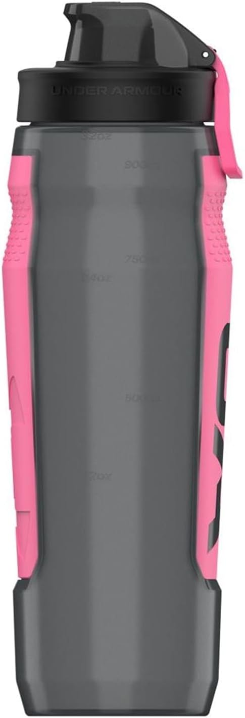 UNDER ARMOUR 32oz Playmaker Squeeze Water Bottle