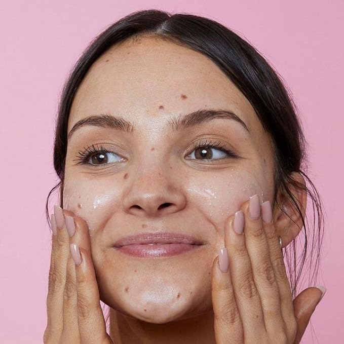 Soap & Glory Star Treatment Skin Care Set - Includes Hand Food Hand Cream, The Righteous Body Butter Cream, Clean on Me Shower Gel & Face Soap and Clarity Vitamin C Facial Cleanser (4 Pieces)
