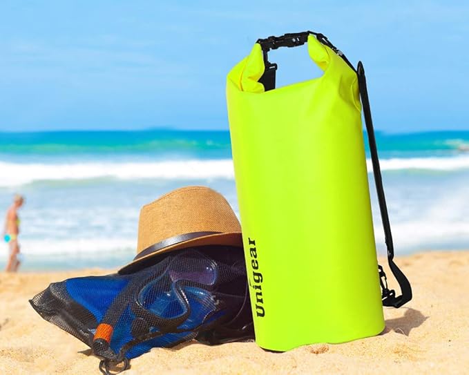 Unigear Dry Bag Waterproof, 2L/5L/10L/20L/30L/40L Floating and Lightweight Bags for Kayaking, Boating, Fishing, Swimming and Camping with Waterproof Phone Case