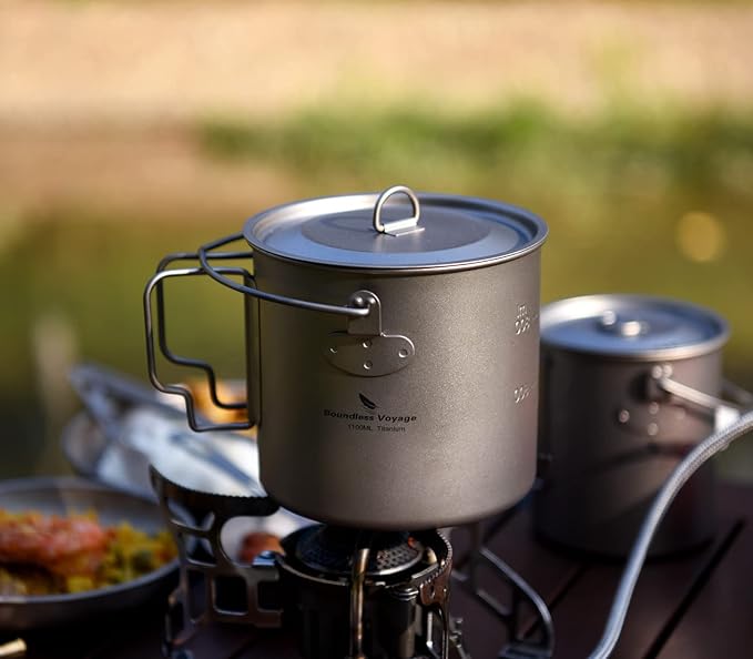 iBasingo 1100ml Titanium Mug Camping Cup Tea Coffee Water Pot with Lid Ultralight Outdoor Travel Tableware with Foldable Handle Picnic Backpacking Trekking Portable Drinkware Survival Gear Ti3041D