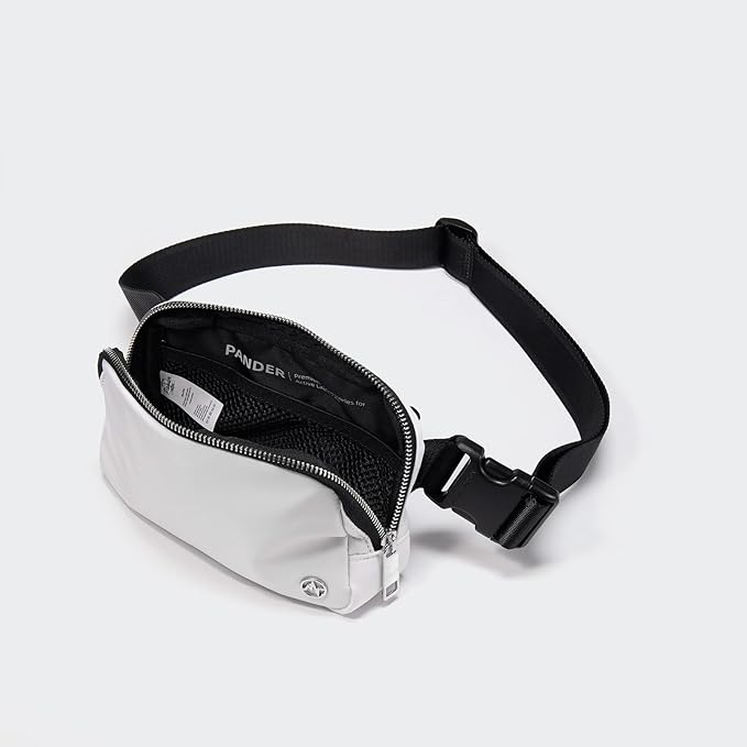 Pander Belt Bag for Women, Fashion Waist Packs, Crossbody Bags, Everywhere Belt Bag with Adjustable Strap (White).
