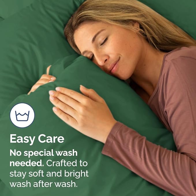 Pillowcases - Ultra Soft Hotel Quality Pillowcase Covers - Comfy, Cozy & Wrinkle Free - Shrinkage and Fade Resistant - Machine Washable Pillow Protectors - (King, Emerald Green, 4 Piece Set)