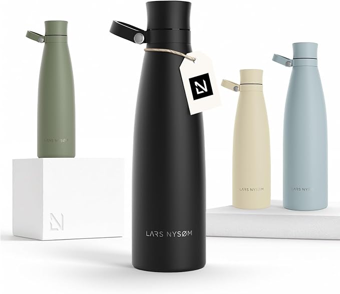 LARS NYSØM Stainless Steel Insulated Water Bottle 25 oz 34 oz | Insulated Thermo Flask for Hot and Cold Beverages | Leakproof Drinking Bottle (Carbon Black, 25.4 oz)