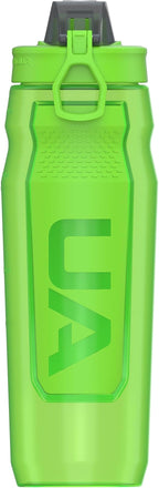 UNDER ARMOUR 32oz Playmaker Squeeze Water Bottle