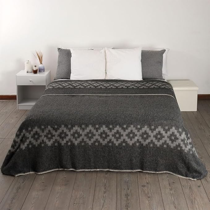 Thick Alpaca Wool Blanket Heavyweight Camping Outdoors Indoors Soft Peru King Size Ethnic Design (Dark Gray - Soft Gray Design, King Size)