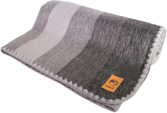 Alpaca Wool Blanket – Queen Size, 87 x 64 Inches – Warm & Lightweight – Couch, Bed, or Outdoor Blanket – Gray