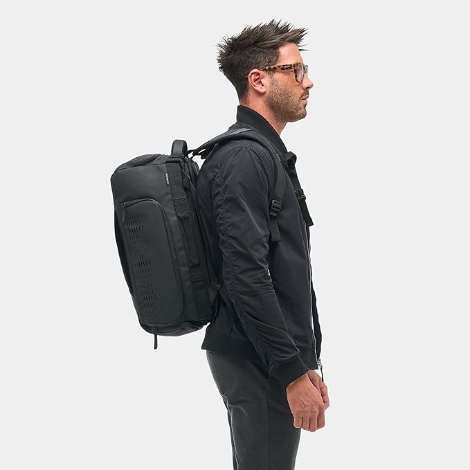 NOMATIC 30L Travel Bag- Convertible Duffel/Backpack, Carry-on Size for Airplane Travel, Everyday Use Laptop Bag,TSA Compliant