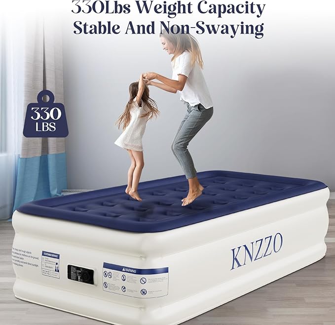 Air Mattress Twin with Built-in Pump, Blow Up Mattress with Soft Flocked Top, Leakproof Inflatable Mattress, Foldable Waterproof Air Bed for Home, Guests, Camping, with Storage Bag