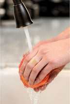 Nexcare Clear Waterproof Bandages: Assorted Sizes / 100-Pack (Clear)