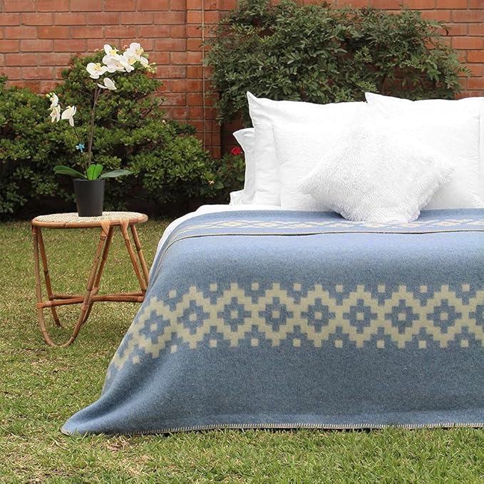 Thick Alpaca Wool Blanket Heavyweight Camping Outdoors Indoors Soft Peru Queen Size Stripes Design (Soft Blue - Ivory, Queen Size)