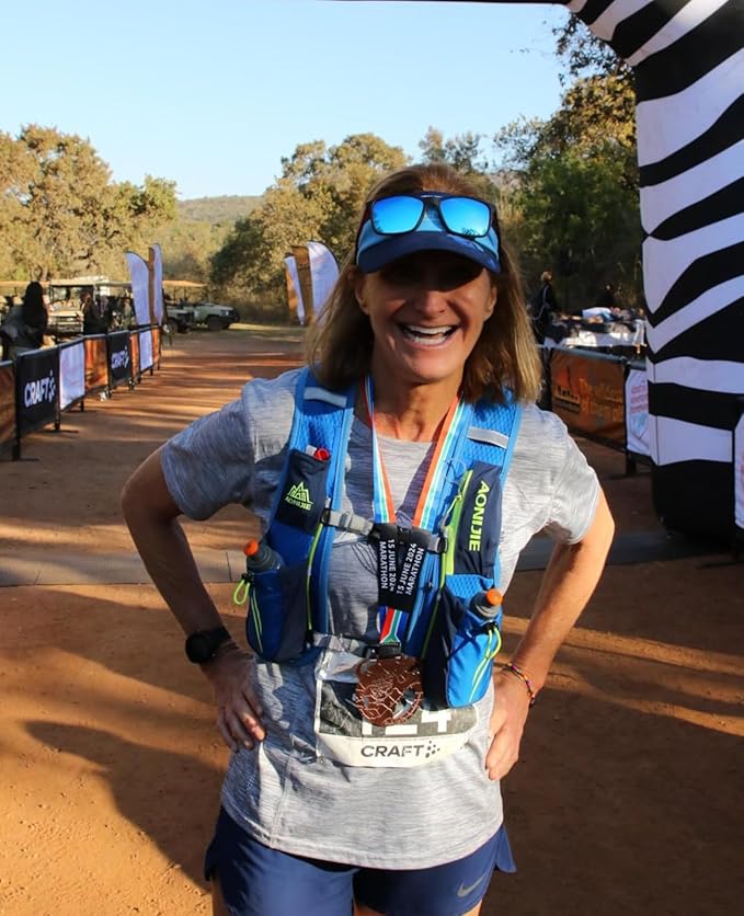 TRIWONDER Hydration Running Vest 5L Lightweight Water Pack for Men Women Hydration Backpack for Trail Race, Hiking, Cycling, Climbing, Camping, Jogging, Marathon