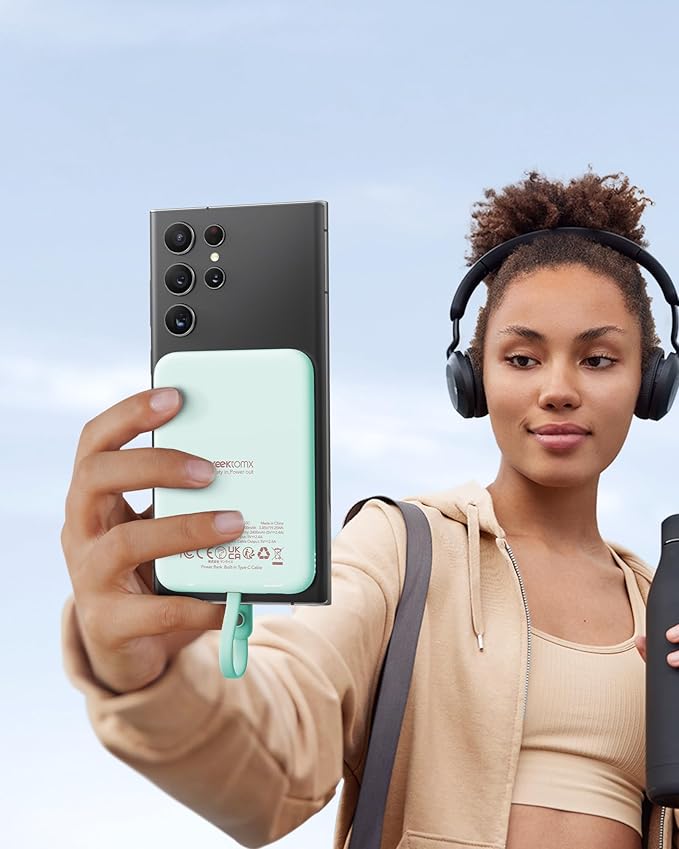 VEEKTOMX Slim Portable Charger, 5000mAh Lightweight Power Bank with Wired USB C Cable, Ultra Thin Battery Pack Compatible with iPhone 15/Plus/Pro/Pro Max/Samsung/Android(Non-Wireless Charging), Blue