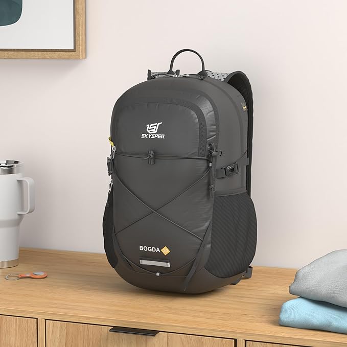 SKYSPER Small Hiking Daypack, 20L Lightweight Travel Backpacks Day Hike Pack with Waist Strap for Women Men