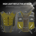 Running Vest for Women Men, Adjustable Chest Straps Running Hydration Vest with 500ml Soft Flask, Lightweight Breathable Reflective Hydration Backpack for Hiking