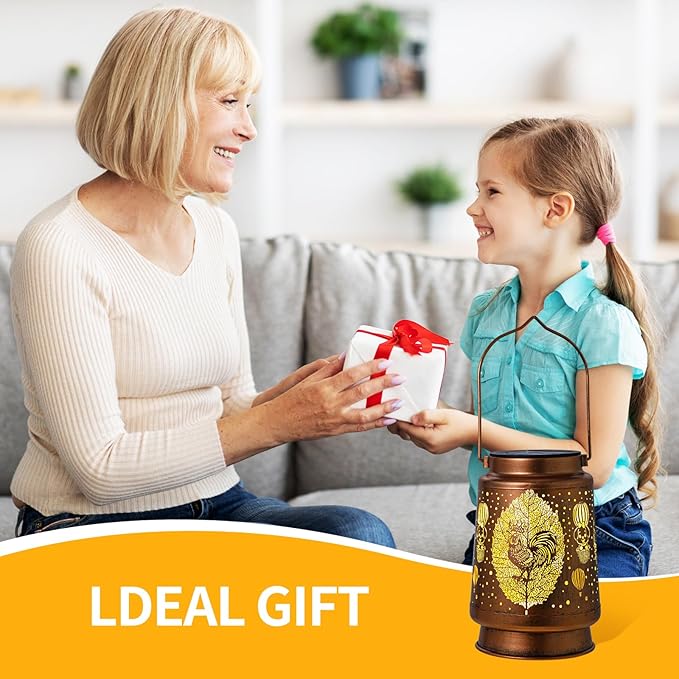 Solar Lanterns Outdoor Waterproof Rooster Garden Decorations Gifts for Women Gifts for Mom Grandma Birthday Gifts Hanging Solar Lanterns Outdoor for Garden Decoration, Patio, Lawn, Pathway