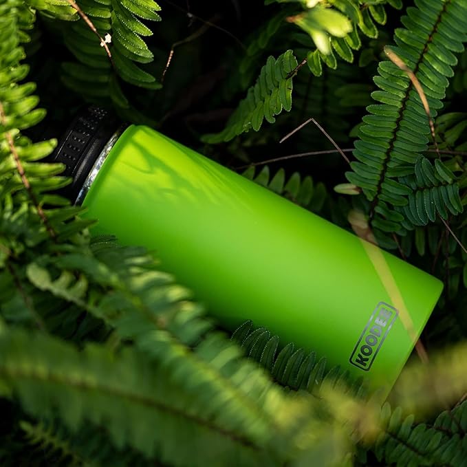 koodee Water Bottle-22 oz Stainless Steel Vacuum Insulated Water Bottle, Wide Mouth Flask with Leakproof Spout Lid (Apple Green)