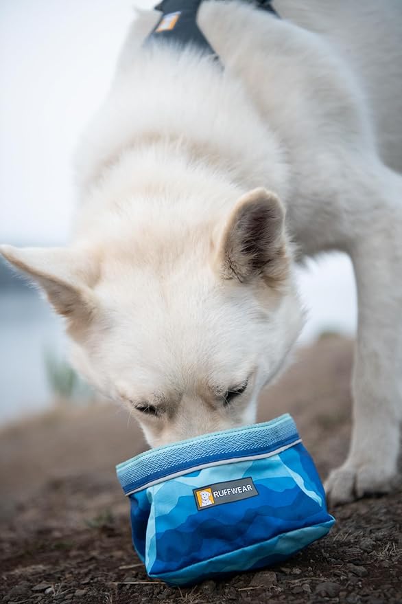 Ruffwear, Quencher Collapsible Dog Bowl, Packable Food & Water Bowl with Waterproof Lining, Water-Resistant Shell, & Reflective Trim, Lightweight, 4.2 Cups (1 L), Coastal Mountains, Medium