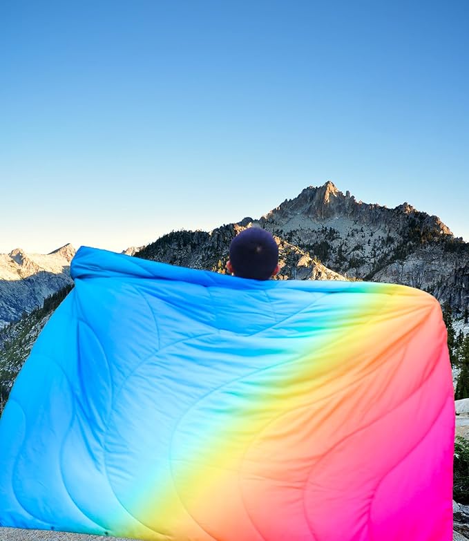 Outdoor Puffy Camping Blanket, Lightweight Down Alternative Puffy Waterproof Stadium Blanket with Portable Bag, Lightweight Camping Blanket for 2 People, Cold Weather, Sports, Travel, Car, 79*54 inch