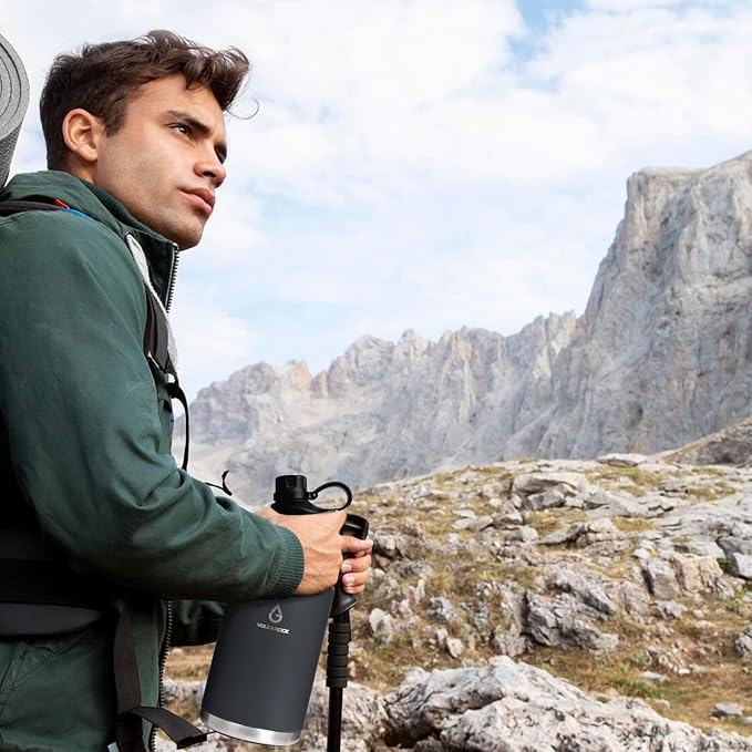 Vacuum Insulated Jug with Straw Lid Dustproof, Half Gallon Insulated Beer Growler, 3 Lids Wide Mouth Thermos Mug, Leakproof BPA Free and Dishwasher Safe - 64 Oz Grey