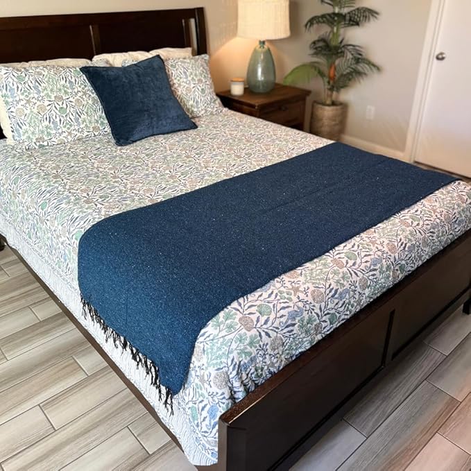 Open Road Goods Solid Color Mexican Yoga Blanket – Large Handwoven Throw for Yoga, Beach, Camping or Home – Soft and Durable Cotton Blend