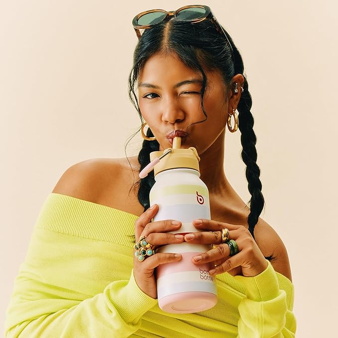 BOTTLE BOTTLE 32oz Insulated Water Bottle Stainless Steel Sport Water Bottle with Straw Dual-use Lid Design for Gym with Pill Box