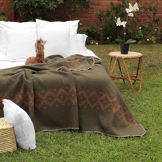 Thick Alpaca Wool Blanket Heavyweight Camping Outdoors Indoors Soft Peru King Size Ethnic Design (Olive Green - Soft Camel, King Size)