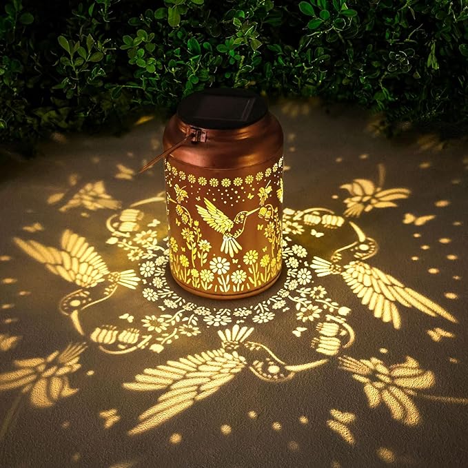 Hummingbird Solar Lanterns Outdoor Waterproof,Hummingbird Garden Decor Birthday Gifts for Women Men Mom Hanging Solar Lights Metal Decoration Outside for Yard,Patio,Backyard,Porch,Tabletop