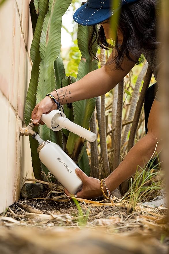 LifeStraw Go Series — Insulated Stainless Steel Water Filter Bottle for Travel and Everyday Use Removes Bacteria, Parasites and Microplastics, Improves Taste, 24oz Polar White