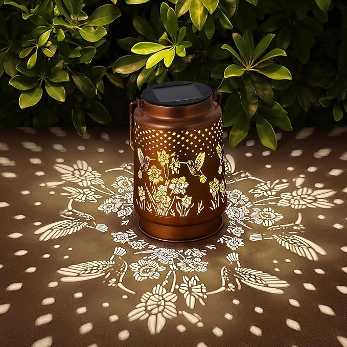 Solar Lanterns Outdoor Waterproof Hummingbird Garden Decorations Gifts for Women Gifts for Mom Grandma Birthday Gifts Hanging Solar Lanterns Outdoor for Patio Decoration, Deck, Lawn, Passageway