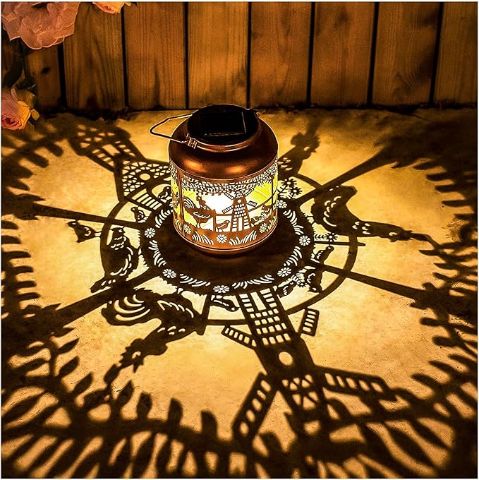 Chicken Solar Lanterns Outdoor Waterproof,Hanging Solar Lights Chicken Gifts for Women Men Metal LED Decorative Light for Yard,Patio,Lawn,Tabletop,Pathway,Landscape,Garden Decor