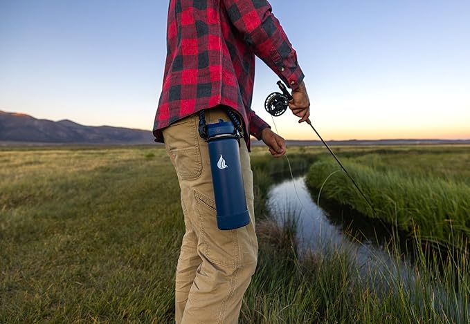 HYDRO CELL Stainless Steel Insulated Water Bottle with Straw - For Cold & Hot Drinks - Metal Vacuum Flask with Screw Cap and Modern Leakproof Sport Thermos for Adults (Navy 24oz)