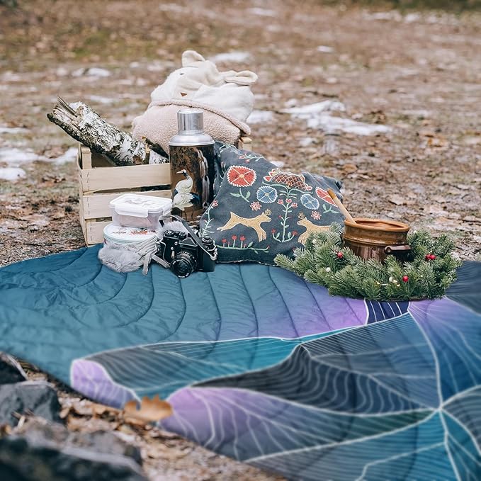 zzlamb Camping Blanket, Outdoor Lightweight Travel Blanket Puffy Portable Down Alternative, Windproof Warm Cloak with Snaps, Cozy Quilt Backpacking Picnic RV Plane Car Hammock Beach Climbing