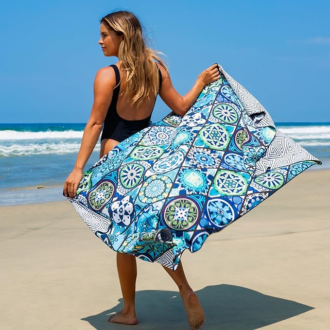 Elite Trend Quick Dry Towel Extra Large 78x35 Inch - Microfiber Beach Towel - Perfect for Beach, Travel, Swimming, Pool, Yoga, Hiking, Camping - Lightweight, Fast Drying, Compact for Adults (Artsy)