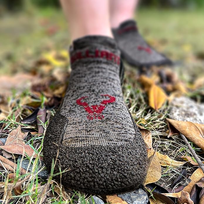 BULLIANT Men Slipper Socks,Grip Socks Hiking Water Shoes Barefoot Shoes for Outdoor Walking Exercises