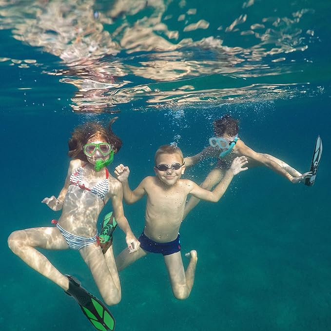 Kids Mask Fins Snorkel Set Snorkeling Packages, with Diving Mask, Snorkel, Adjustable Swim Fins, Mesh Bag, Anti-Fog Anti-Leak Snorkeling Gear for Kids for Snorkeling Swimming Diving