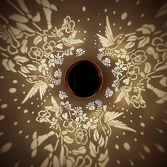 Solar Lanterns Outdoor Waterproof Hummingbird Garden Decorations Gifts for Women Gifts for Mom Grandma Birthday Gifts Hanging Solar Lanterns Outdoor for Patio Decoration, Deck, Lawn, Passageway