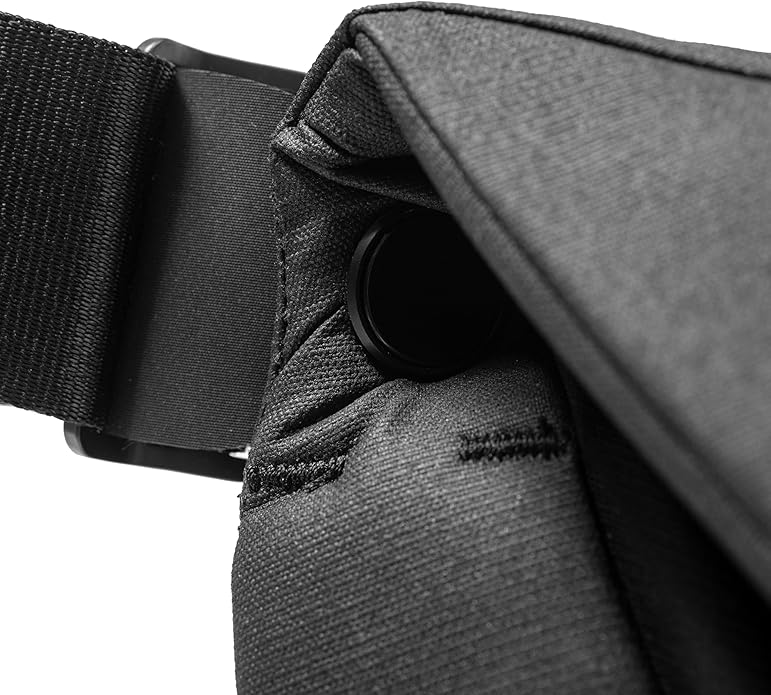 Peak Design Everyday Messenger V3 13L, Black, Weatherproof Camera and Work Bag with Laptop Sleeve, Expandable, MagLatch Closure, FlexFold Dividers, Fits 13" Laptop, Messenger Bag for Men and Women