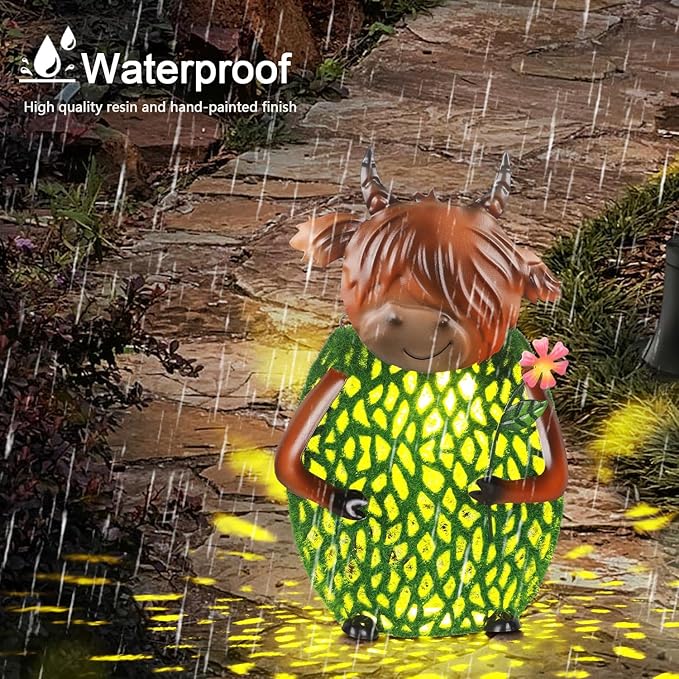 Solar Garden Decor with LED Lights and Hook for Outside Hanging Rural Highland Cattle Solar Lanterns Outdoor Waterproof Hanging
