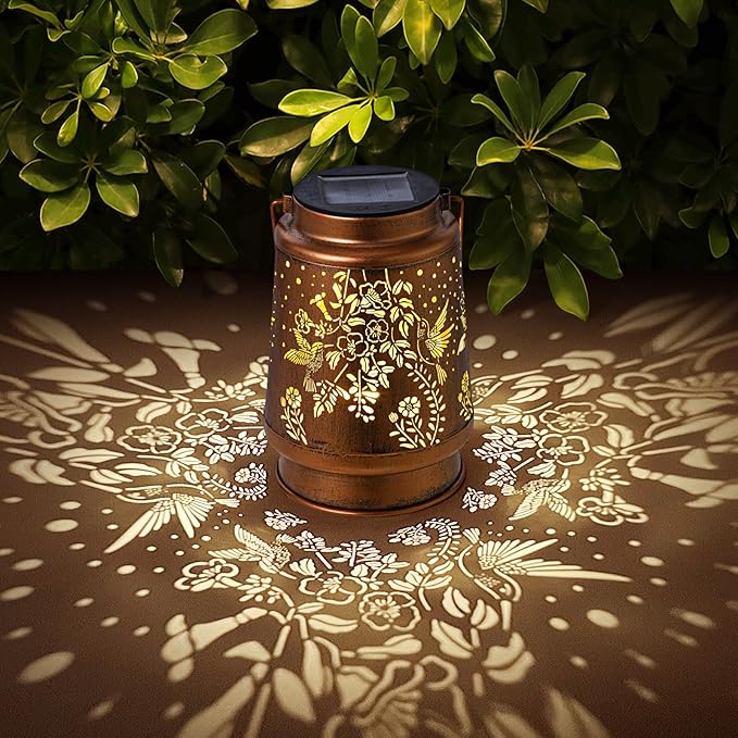 Solar Lanterns Outdoor Waterproof Hummingbird Garden Decorations Gifts for Women Gifts for Mom Grandma Birthday Gifts Hanging Solar Lanterns Outdoor for Patio Decoration, Deck, Lawn, Passageway