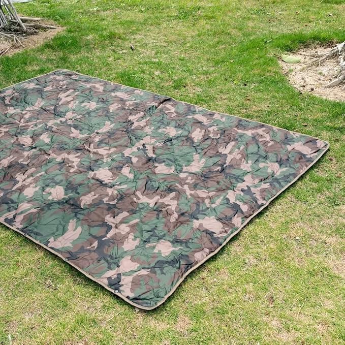 LOOGU Camo Blanket Waterproof Insulation Poncho Liner for Outdoor Camping, Hiking, Hunting, Survival, Backpacking, Picnicking