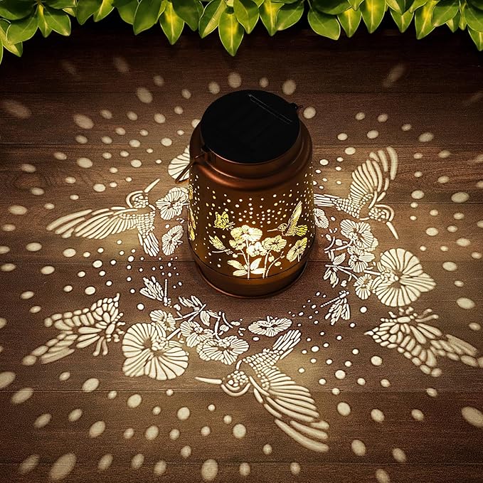 Solar Lanterns Outdoor Waterproof Hummingbird Garden Decorations Gifts for Women Gifts for Mom Grandma Birthday Gifts Hanging Solar Lanterns Outdoor for Patio Decoration, Deck, Lawn, Passageway