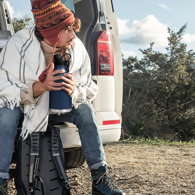 Insulated Water Bottle with Straw Lid Dustproof, 64 Oz Double Wall Stainless Steel Water Bottle for Hot and Cold Beverages, Leafproof BPA Free and Dishwasher Safe-64 Oz Navy Blue