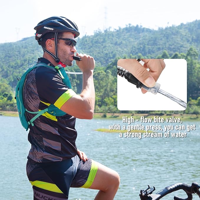 Waterproof Running Vest, 5.5L Breathable Running Hydration Vest with 1.5L Water Bladder, Water Vest for Hiking, Trail Marathon Race, Ideal for Women and Men