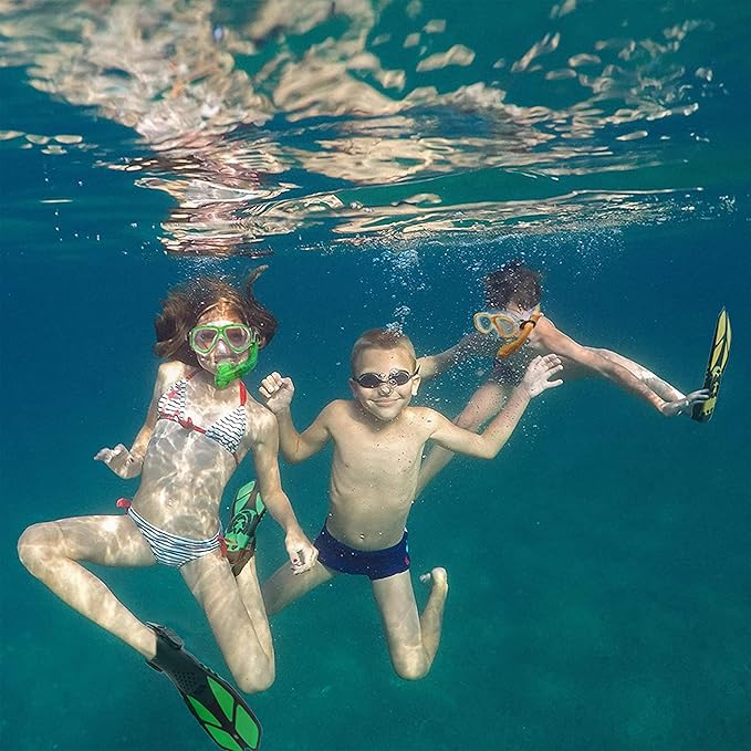 Kids Mask Fins Snorkel Set Snorkeling Packages, with Diving Mask, Snorkel, Adjustable Swim Fins, Mesh Bag, Anti-Fog Anti-Leak Snorkeling Gear for Kids for Snorkeling Swimming Diving