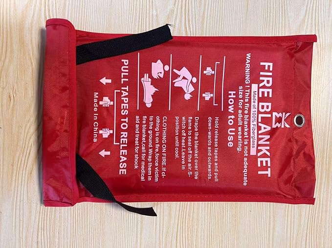 Fire Blanket for Kitchen Home Emergency - Fiberglass Blankets Fire Survival Suspension Flames Retardant Extinguisher Great for Stove Car Garage Office Camping Caravan BBQ Safety (4-Pack)