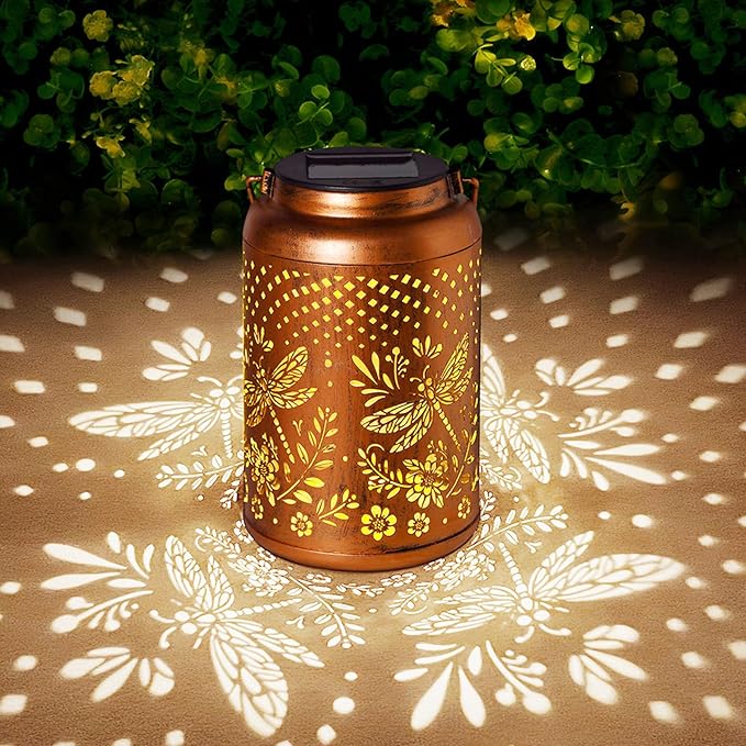 Dragonfly Solar Lanterns Outdoor Waterproof Garden Decor Hanging Solar Lights Gifts for Women Mom Grandma Metal Garden Decorative Lights for Yard, Backyard, Patio, Porch