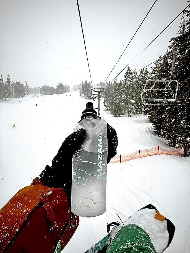 Mazama Aqua Bend Collapsible Soft Sport Water Bottle/Flask/Canteen. Ultralight and Eco-Friendly. Ideal for Running, Hiking, Cycling, Climbing. Fits Most Hydration Vests (Glacier, 500ml)