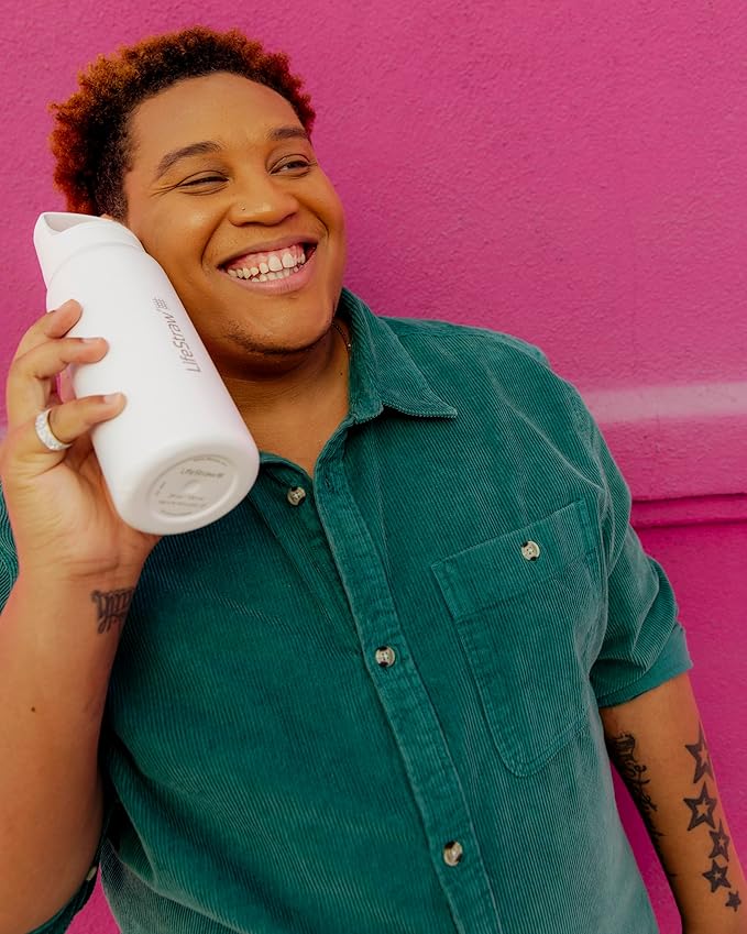 LifeStraw Go Series — Insulated Stainless Steel Water Filter Bottle for Travel and Everyday Use Removes Bacteria, Parasites and Microplastics, Improves Taste, 24oz Polar White