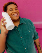 LifeStraw Go Series — Insulated Stainless Steel Water Filter Bottle for Travel and Everyday Use Removes Bacteria, Parasites and Microplastics, Improves Taste, 24oz Polar White